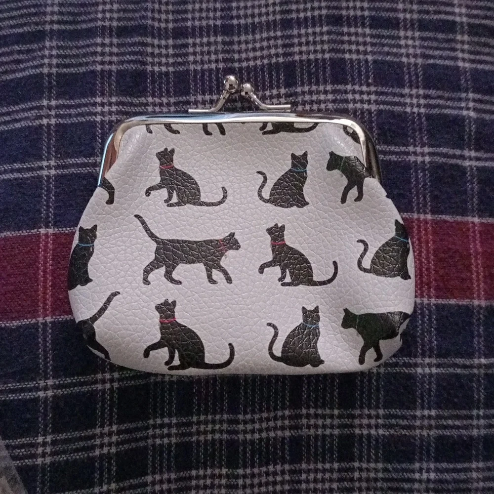 Coin pouch - Picture 2 of 5